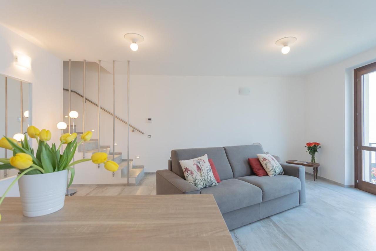Dream Lake Apartments Lake View - Private Beach By Rent All Como Lezzeno Exteriör bild