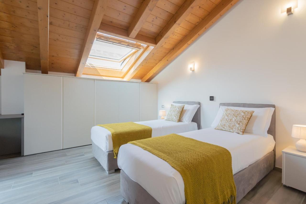 Dream Lake Apartments Lake View - Private Beach By Rent All Como Lezzeno Exteriör bild