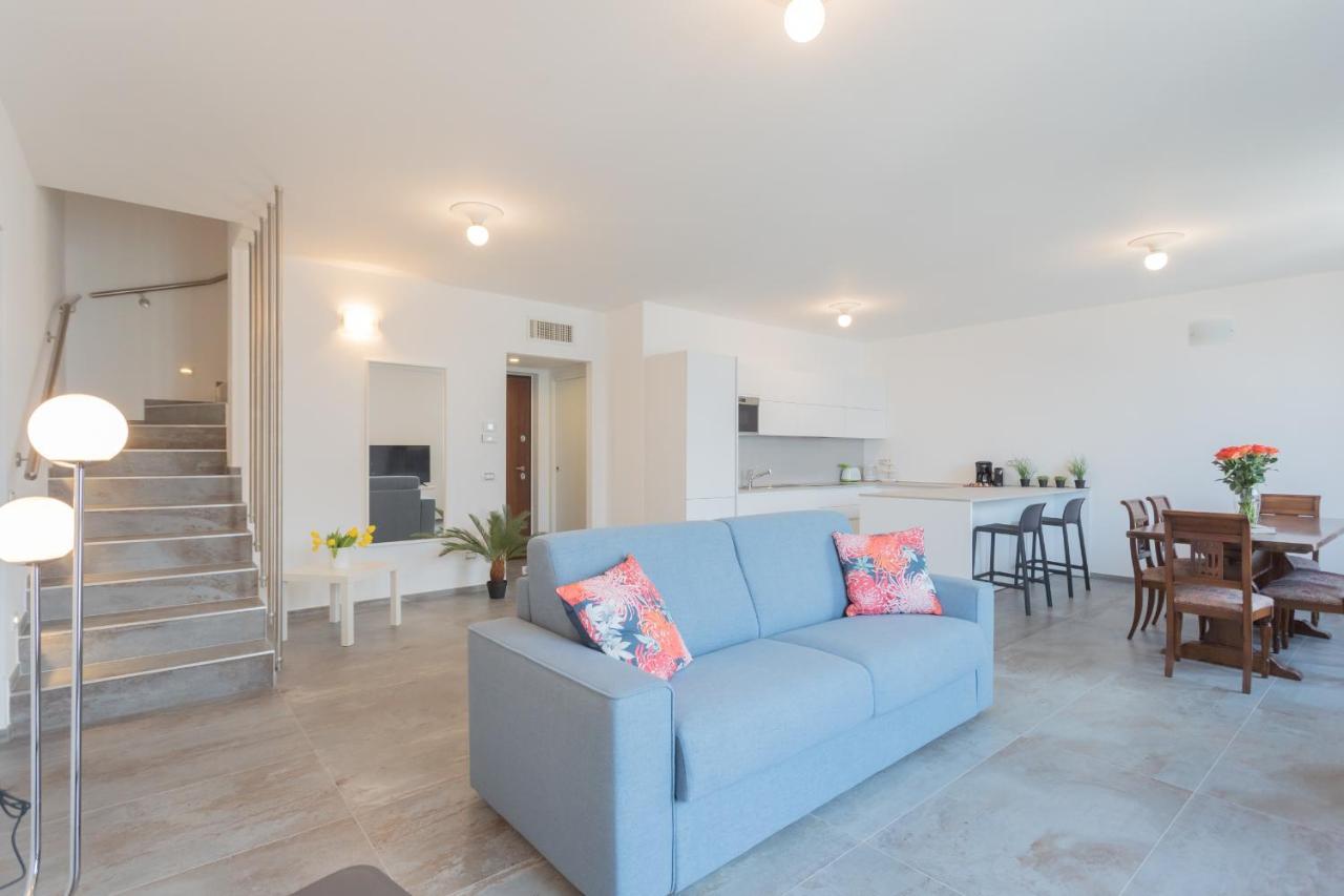 Dream Lake Apartments Lake View - Private Beach By Rent All Como Lezzeno Exteriör bild
